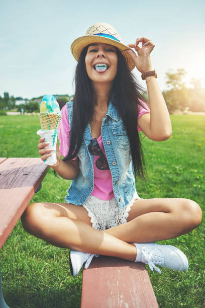 istock Is my tongue blue? 644342760