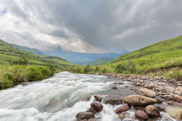 tugela rzeka i amfiteatr - tugela river zdjęcia i obrazy z banku zdjęć