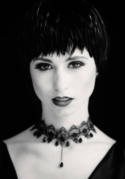 istock Woman in Vintage 1920's Style 644372106