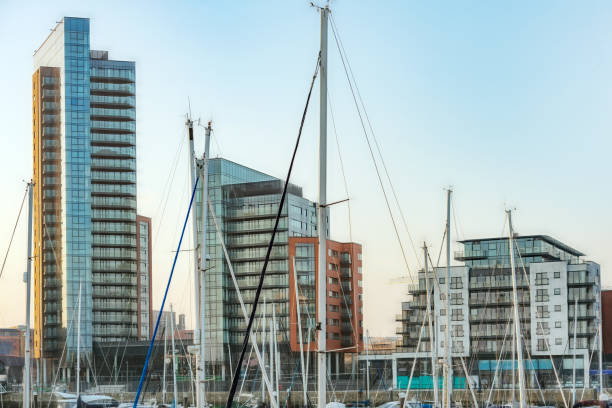 istock Southampton's Ocean Village marina waterfront 644388016