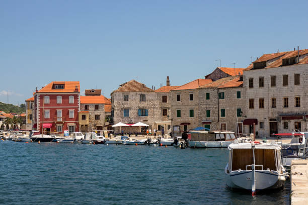 istock Noontime in Mediterranean port 644452144