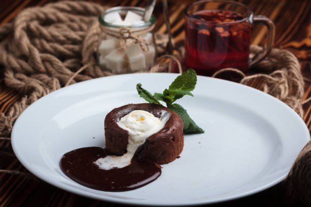 istock Chocolate fondant and ice cream 644518668