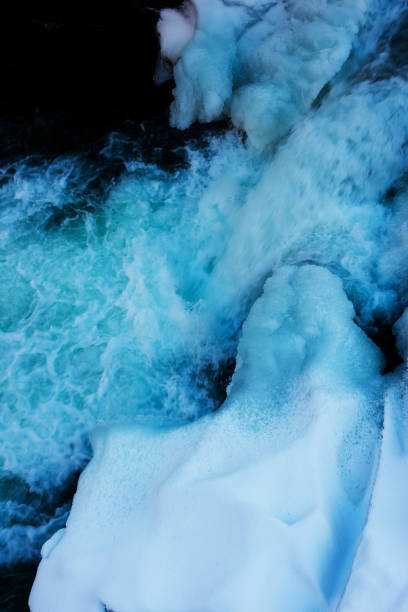 istock Cracked ice on the river - winter scenery 644605842