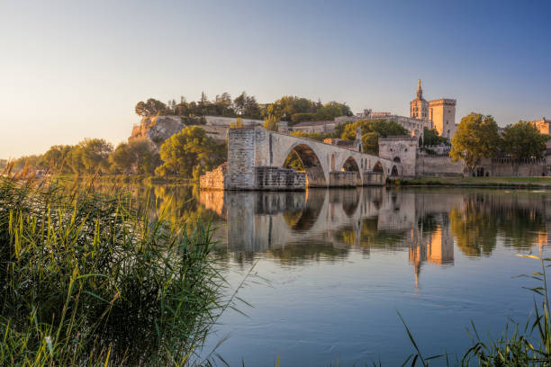 istock Avignon old bridge during sunset in Provence, France 644963224