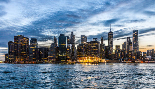 istock Beautiful New York City skyline at sunset 644980320