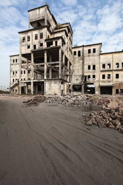 istock Old and abandoned factory 644987970
