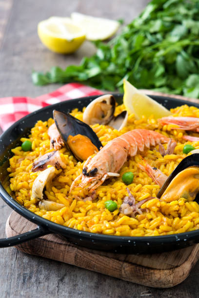 istock Traditional spanish seafood paella 645075360