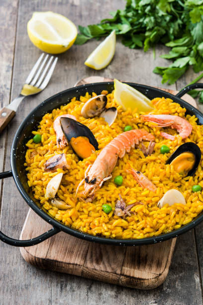 istock Traditional spanish seafood paella 645075784