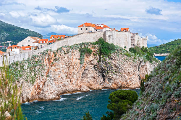 istock Old town of Dubrovnik 645085342