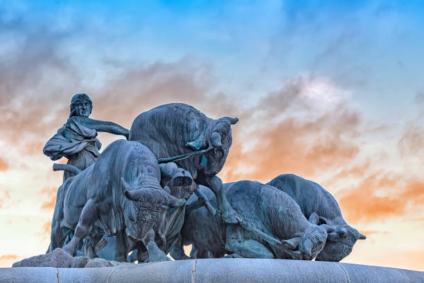 Bronze fountain completed in 1908, depicting Norse goddess Gefion plowing the sea with 4 oxen.