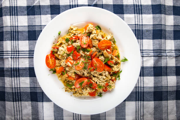 istock omelet with bell peppers onions and tomatoes 645122714