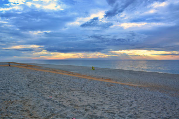 istock Scenic Summer Seashore Sunrise 645169600