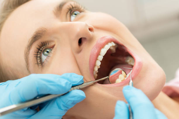 istock Scrutiny of teeth 645177220