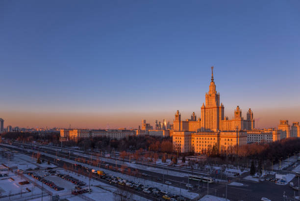 istock Sunset campus of Lomonosov Moscow State University under cloudy sky 645192640