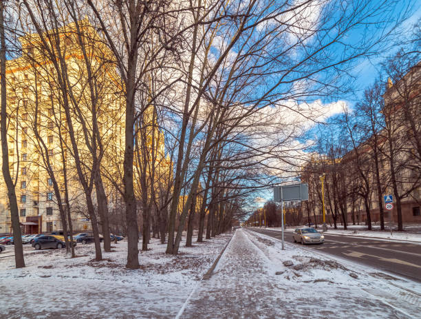 istock Spring campus of Lomonosov Moscow State University under sunny sky 645192780