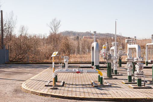 Regulating station with pressure relief valves, instrumentation and pressure regulating valves and pipes.