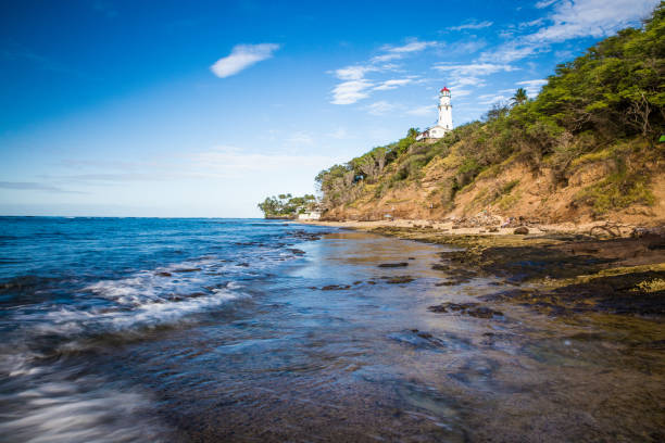 istock Diamond Head Lighthouse on the south shore of Oahu 645292402