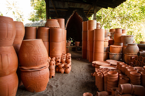 Containers made of clay forms.