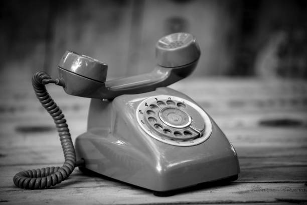 istock old telephone,telephone 645319174