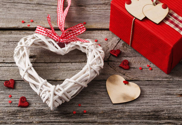 istock Valentines day decoration on old  background 645322156