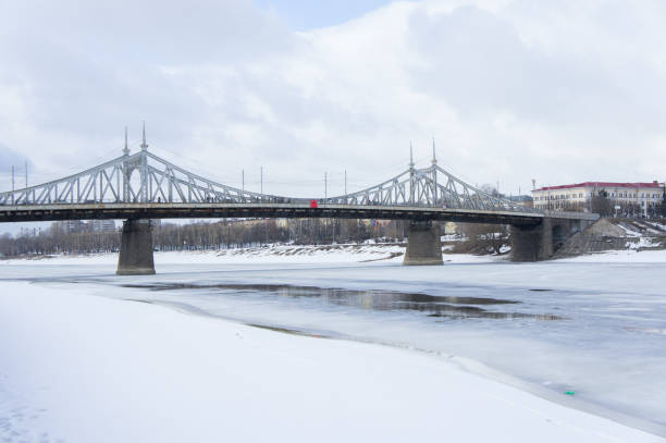 istock Starovolzhsky bridge in early spring. 645344094