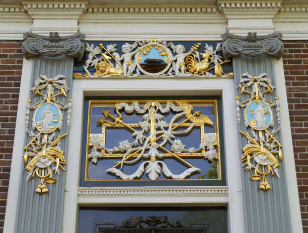istock Gorgeous decoration of a building's facade 645347134