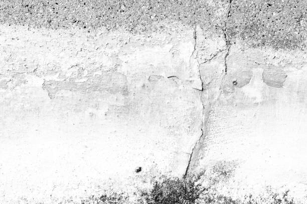 istock Wall fragment with scratches and cracks 645363306