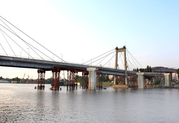 istock River Dnepr and bridge in Kiev 645502922