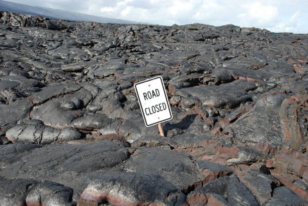 istock Road closed around Kilauea 645551830