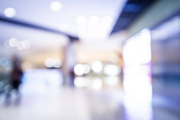 istock Abstract defocused shopping mall 645631514