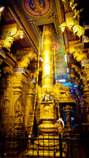 istock Aarati Puja Hinduism in temple 645671214