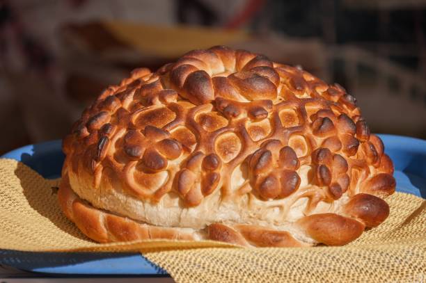 istock big, beautiful, loaf, bread, made, white, flour, blue, tray, yellow, napkin 645738122
