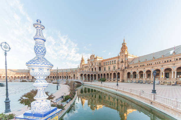 istock Sunrise at Spanish Square (Plaza de Espana) in Sevilla, Spain 645762266
