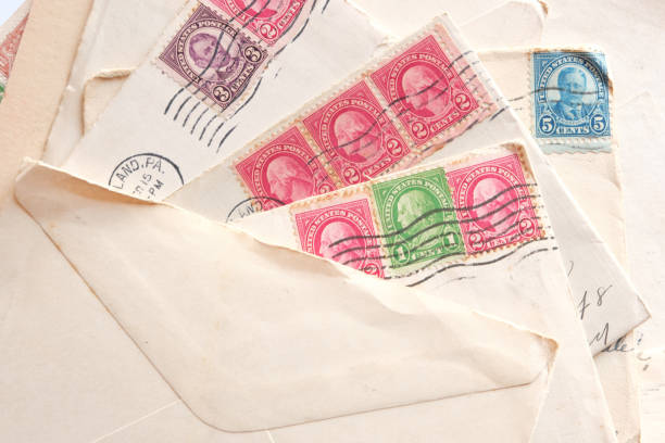 istock pile of old letters, envelopes post stamps 645795780