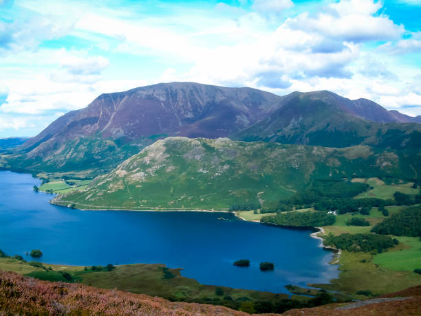 istock Grasmoor mountain across Crummock Water 645829130