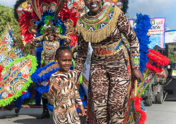 Carnival in the Caribbean Traditional carnival on the Caribbean island Bonaire, one of the typical carnivals of the Caribbean region showtime stock pictures, royalty-free photos & images