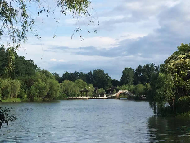 istock Slender West Lake in Yangzhou China in summer 645872490