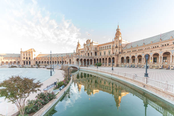 istock Reflection of Spanish Square (Plaza de Espana) in Sevilla, Spain 645872824