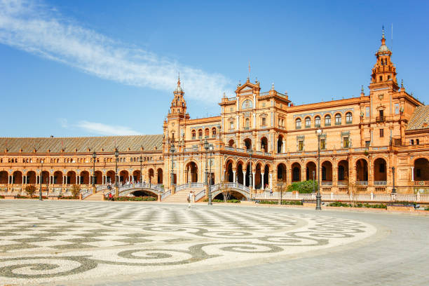 istock Spanish Square (Plaza de Espana) in Sevilla, Spain 645878144