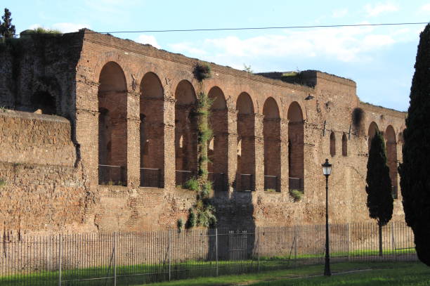 istock Aurelian Walls in Rome 646023224