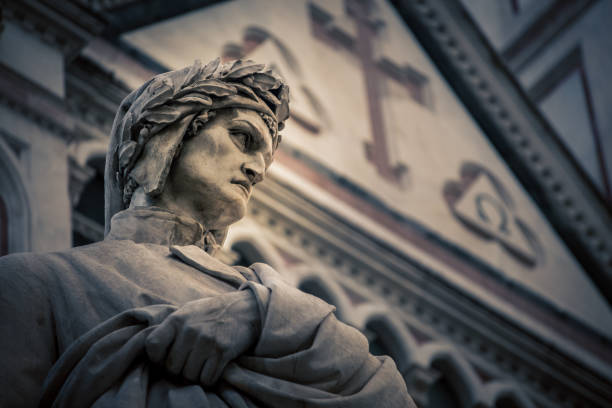 poeta statua firenze italia - piazza di santa croce foto e immagini stock