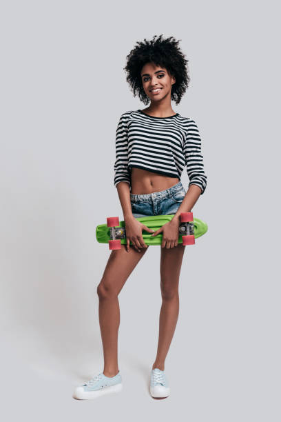 istock Skater girl. 646116450
