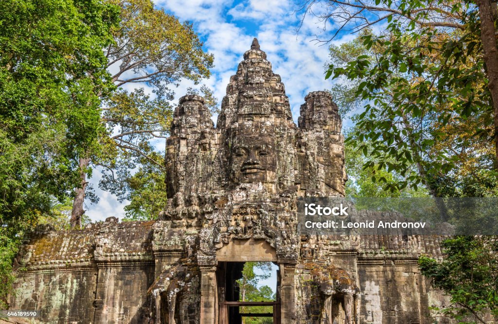 ex básico Desfavorable La Puerta De La Victoria De Angkor Thom Camboya Foto de stock y más banco  de imágenes de Angkor - Angkor, Angkor Thom, Angkor Wat - iStock