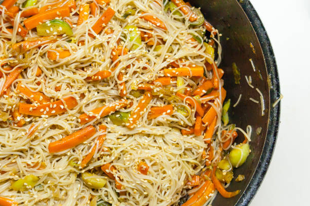 istock Asian noodles with vegetables 646196988