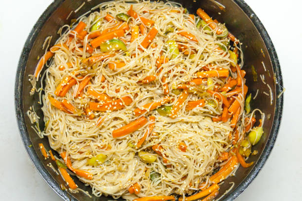 Asian noodles with vegetables