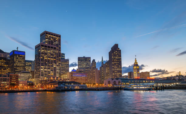 istock Skyline San Francisco, Cityscape 646375674