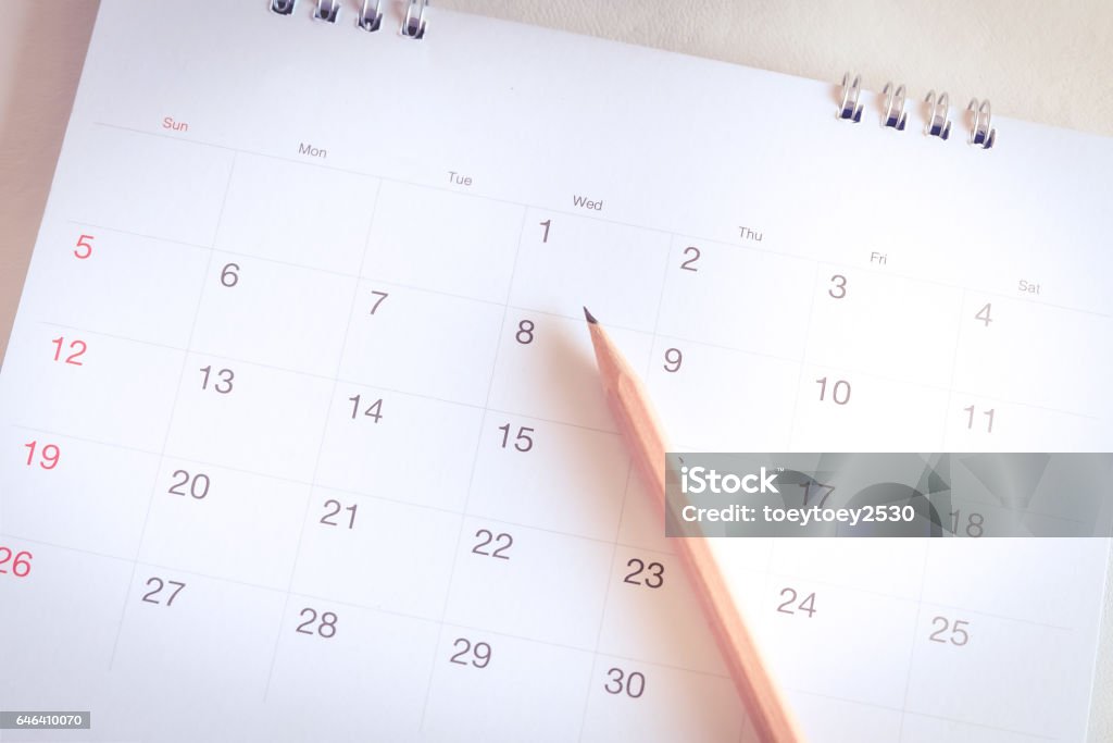 Pagina calendario nel concetto di pianificazione - Foto stock royalty-free di Calendario
