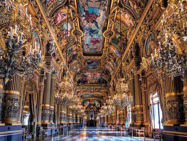 grand foyer in palais garnier, paris - opera house photos et images de collection