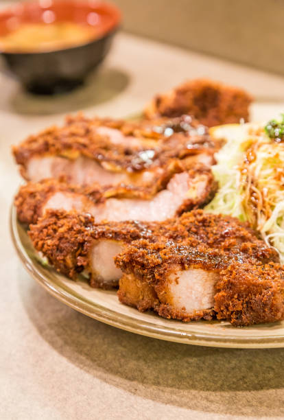 istock Tonkatsu - Japanese deep-fried pork cutlet 646560018