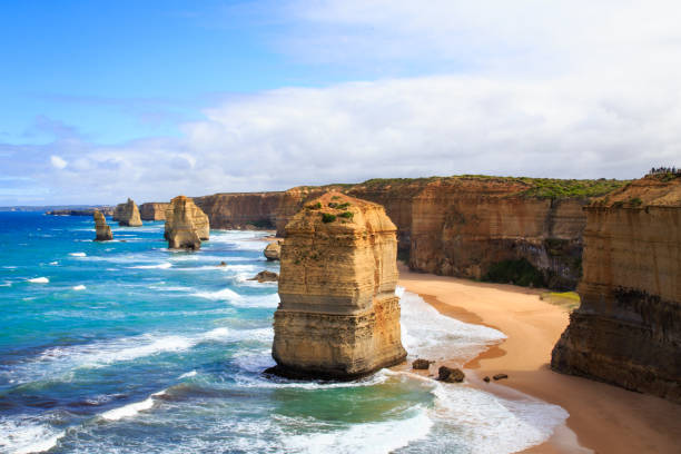 istock 12 Apostles coastal in sunny day 646577872